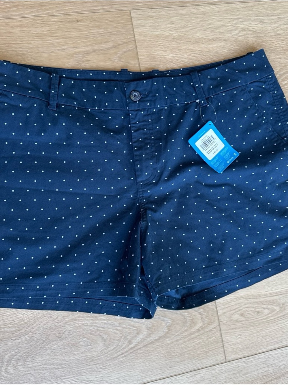 NWT Columbia Navy Polka Dot Athletic Shorts